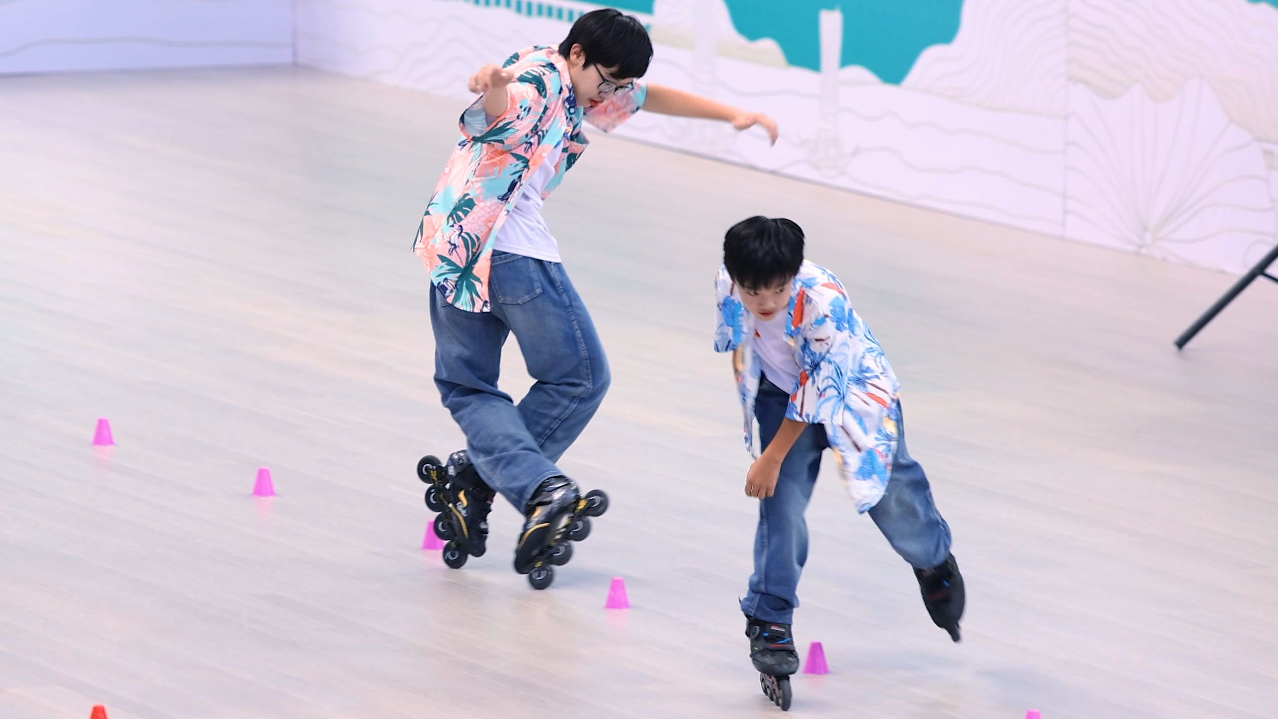 包含大型花样轮滑表演,青春舞动精彩纷呈的词条 包含大型花样轮滑表演,青春舞动精彩纷呈的词条