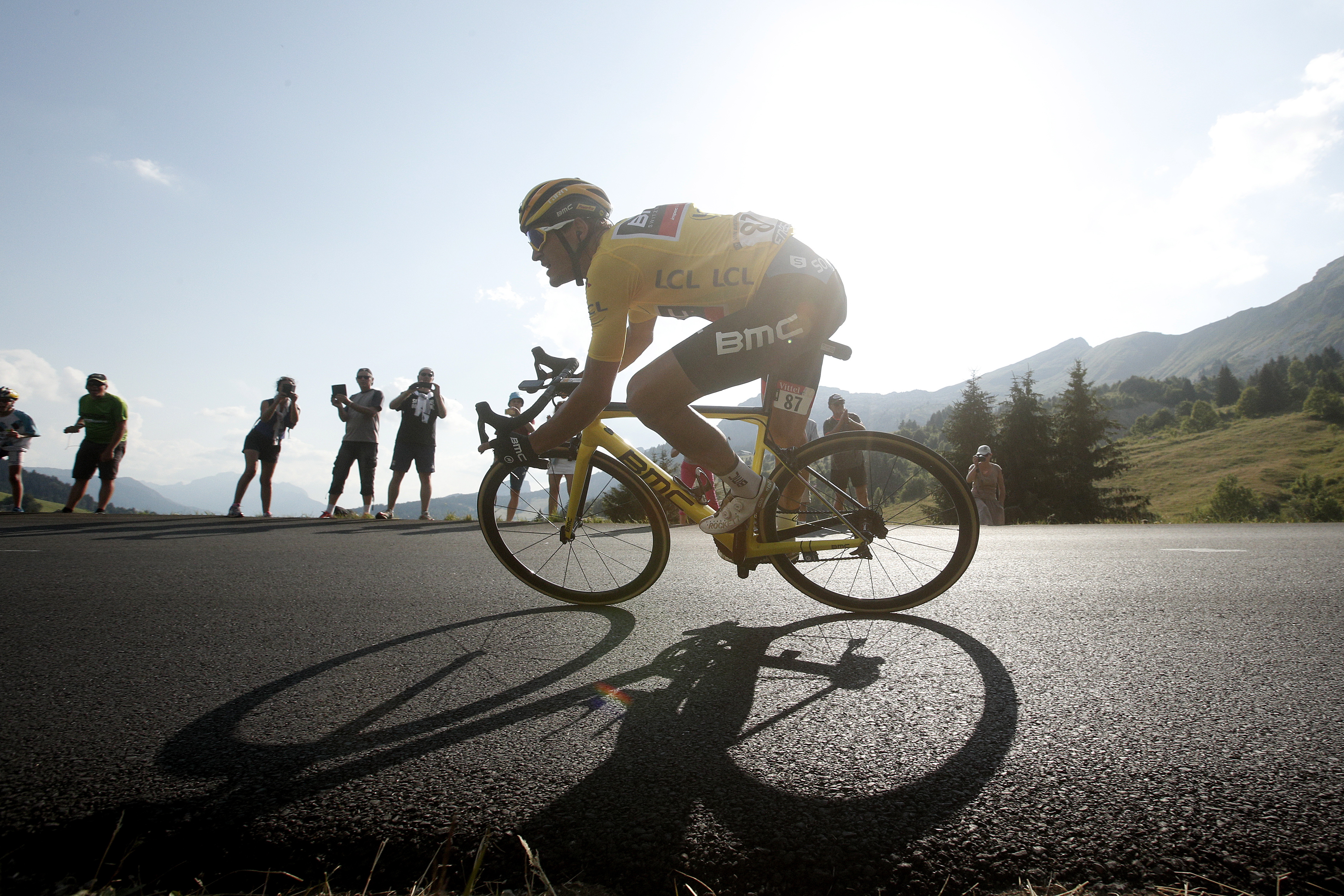 开云中国-自行车环法赛，山地挑战引关注