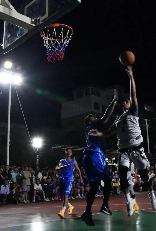 开云体育网页版入口-体育精神：篮球场上感人瞬间集锦的简单介绍