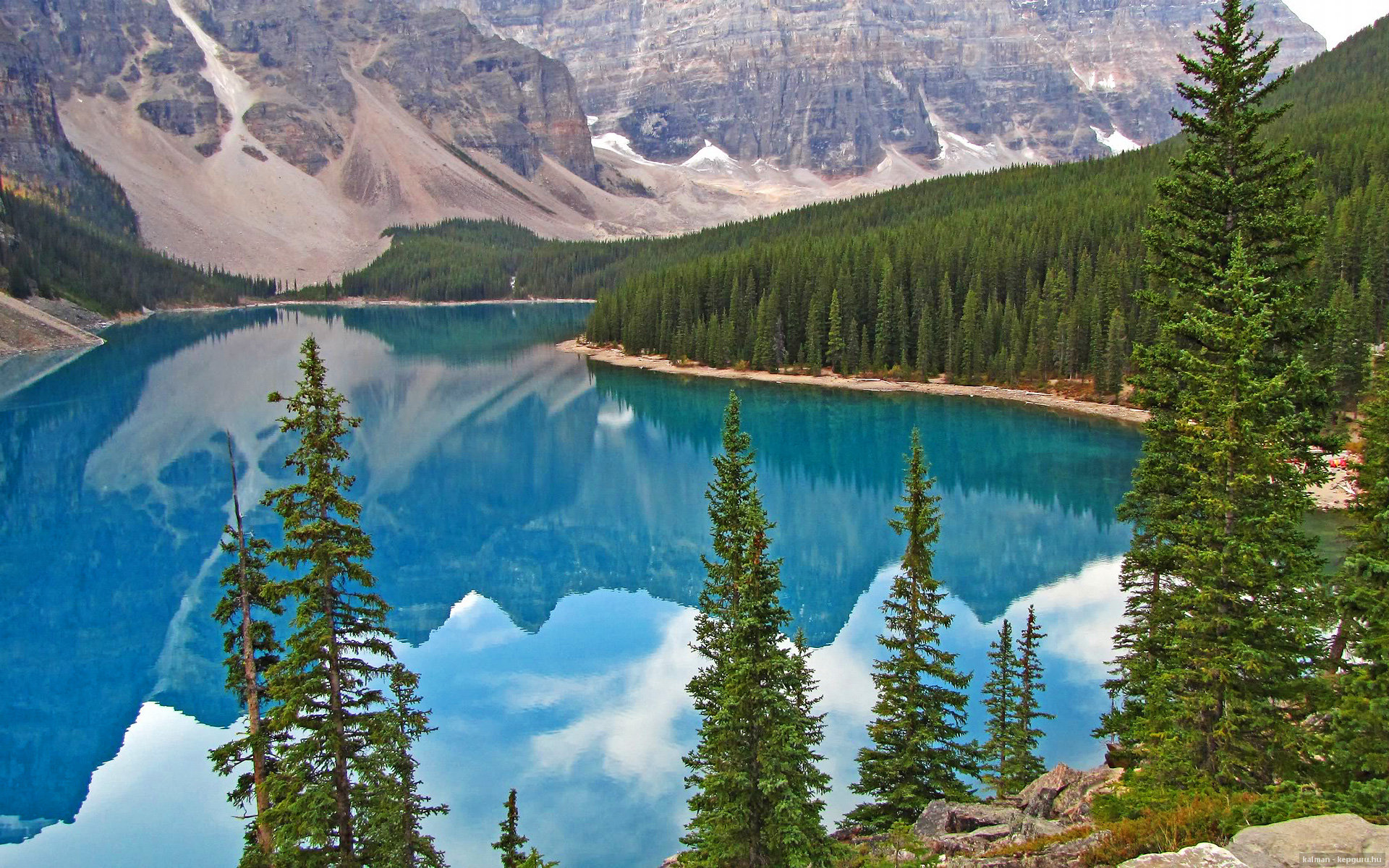 女子足球冠军联赛，巾帼不让须眉战场争锋，2021女子足球联赛