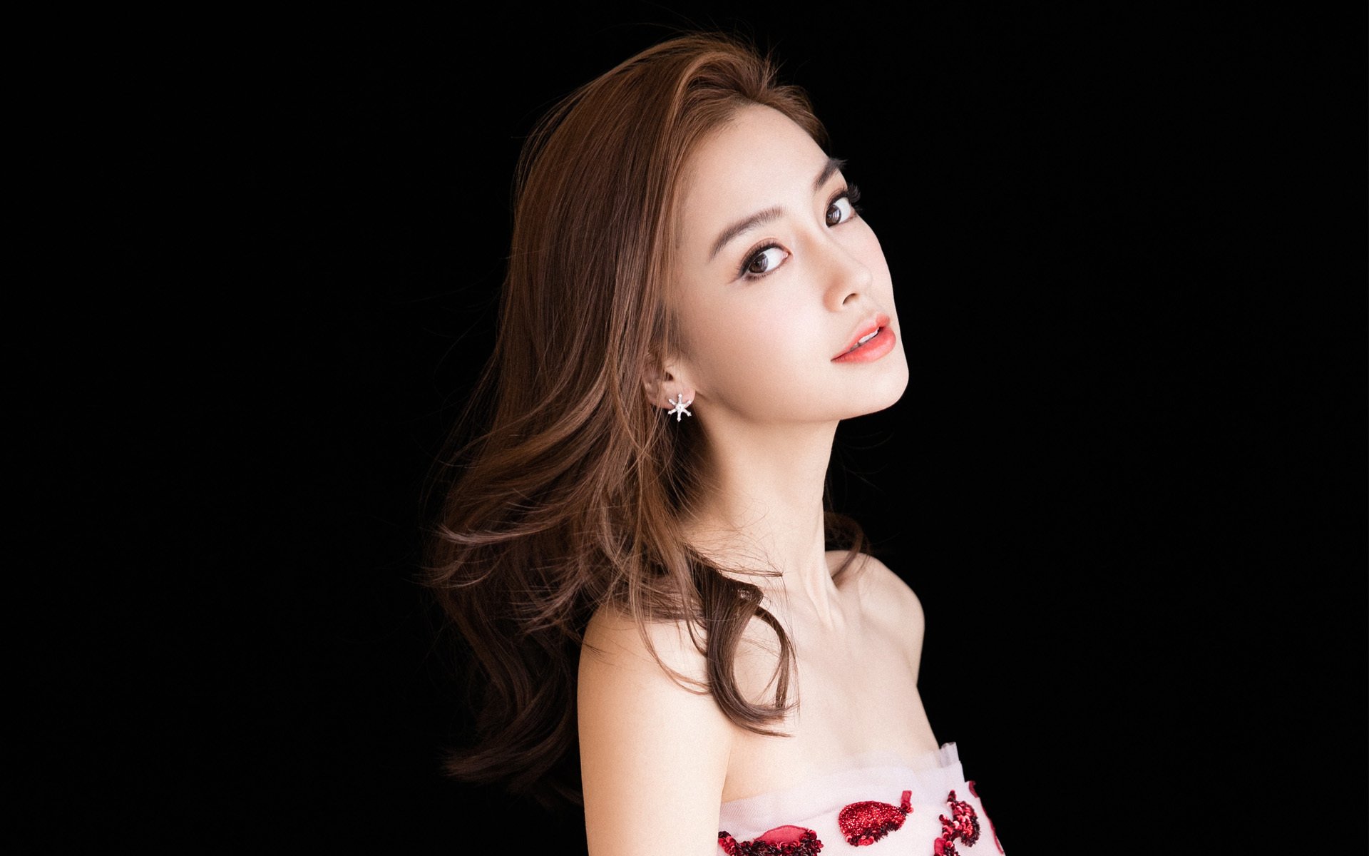 开云官网登录-烈火队全队助攻成绩尽在掌握，胜利可期，烈火队团体赛